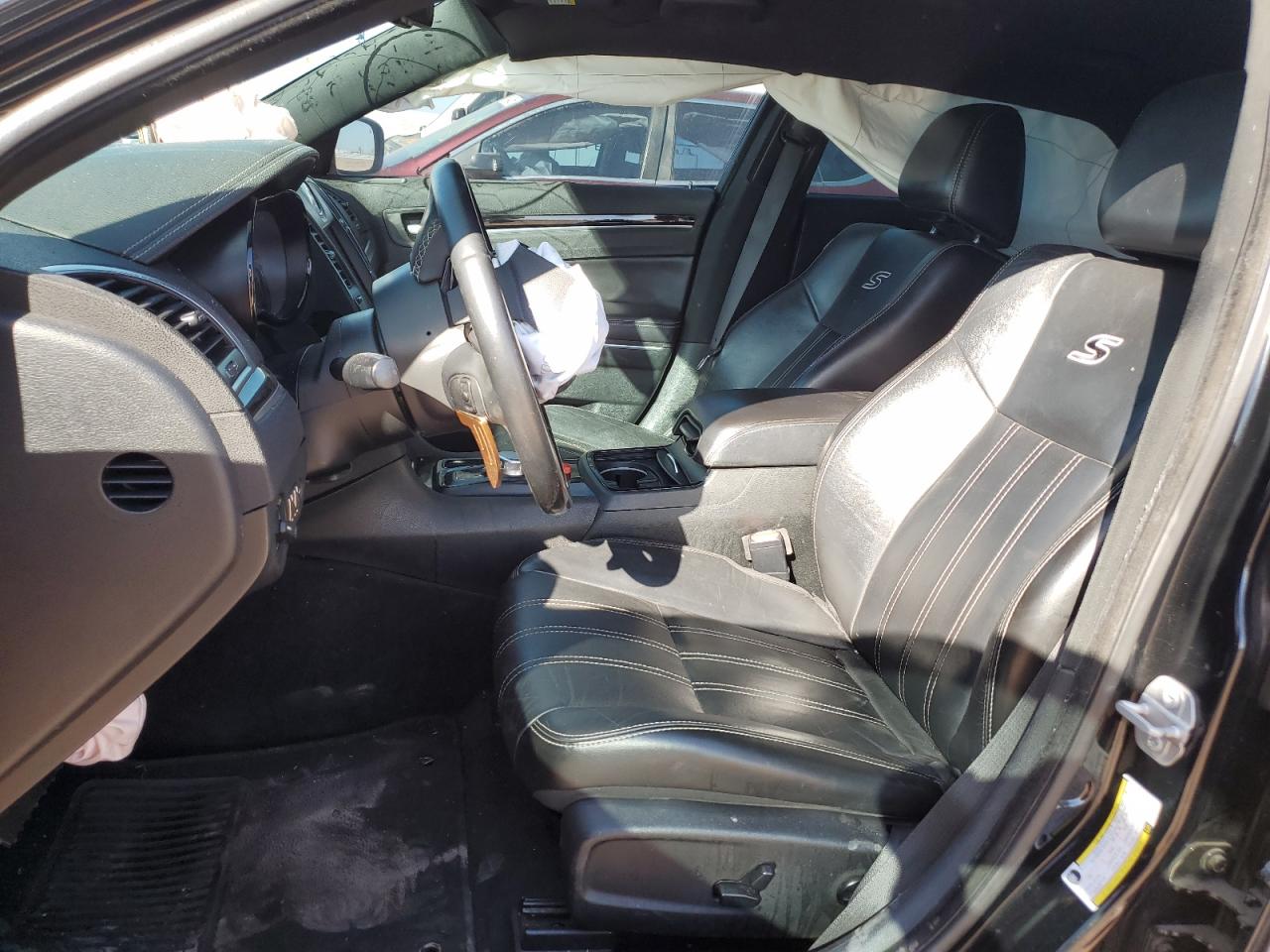 2018 Chrysler 300 - Image 7