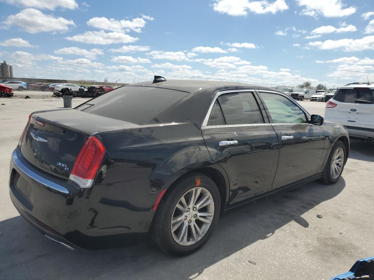 2016 Chrysler 300 - Image 3