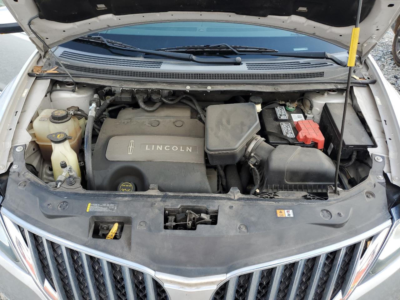2015 Lincoln MKX - Image 12