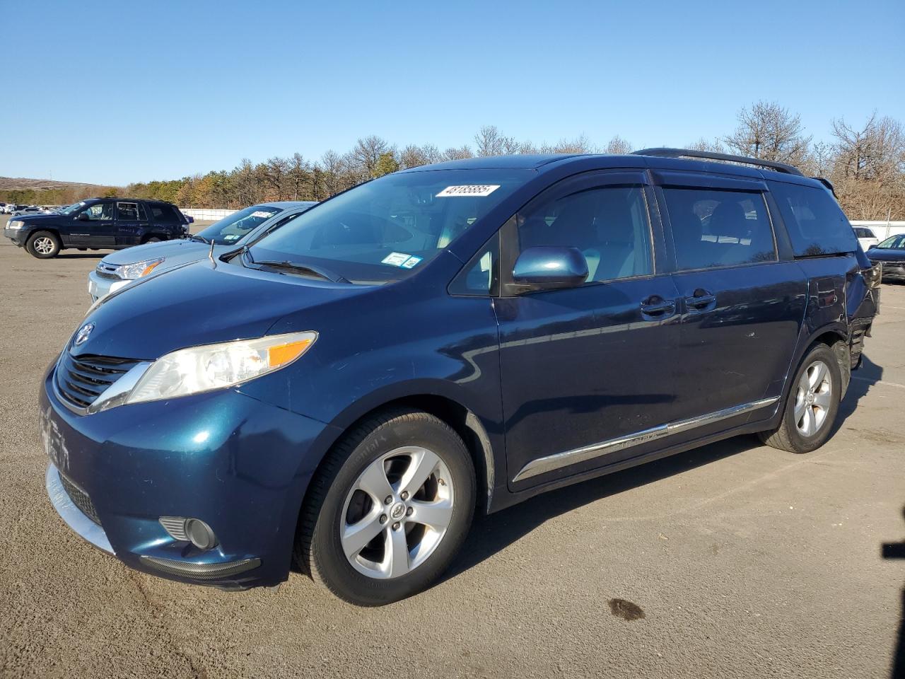 2011 Toyota Sienna - Image 1