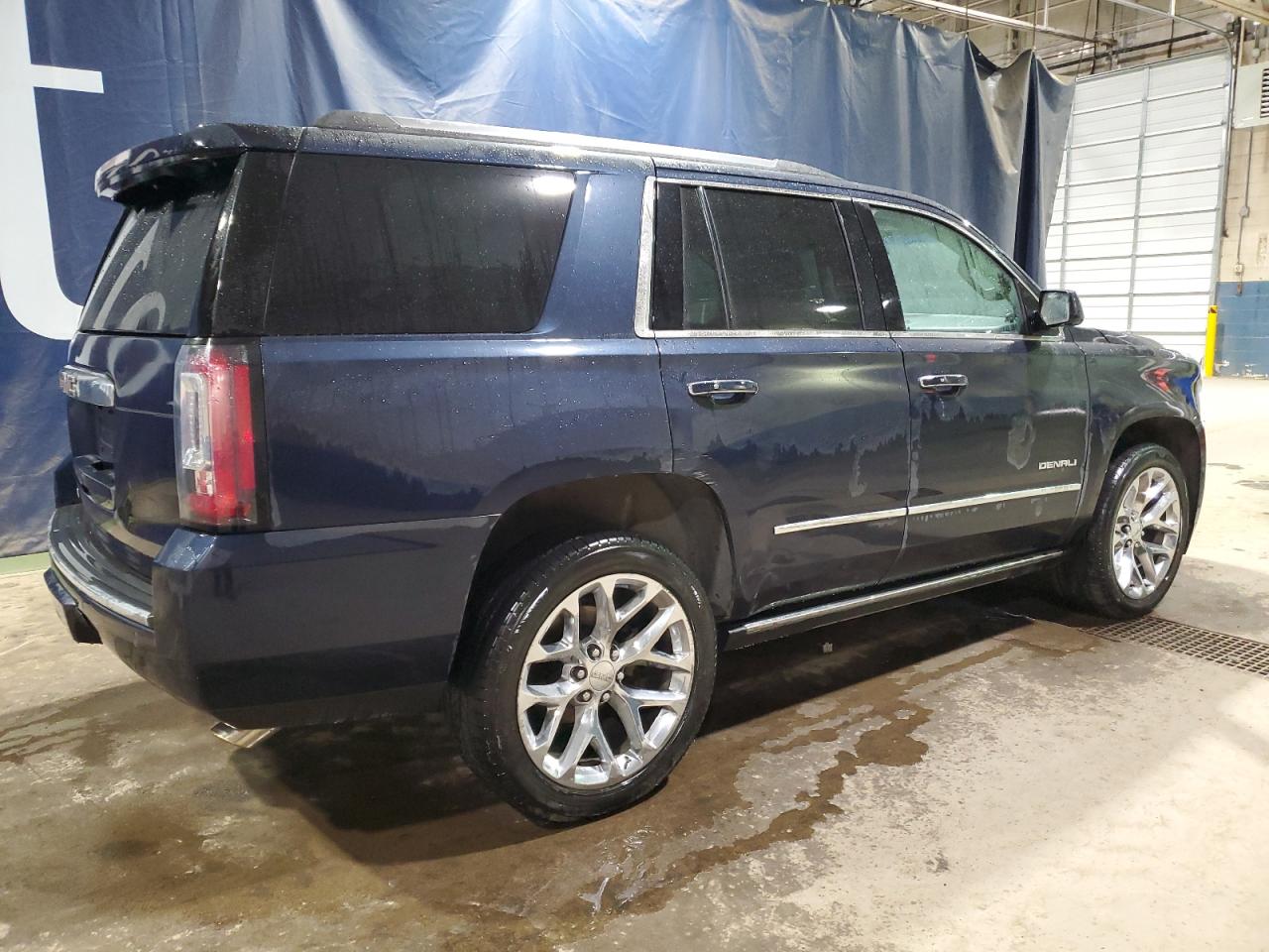 2018 GMC Yukon - Image 3
