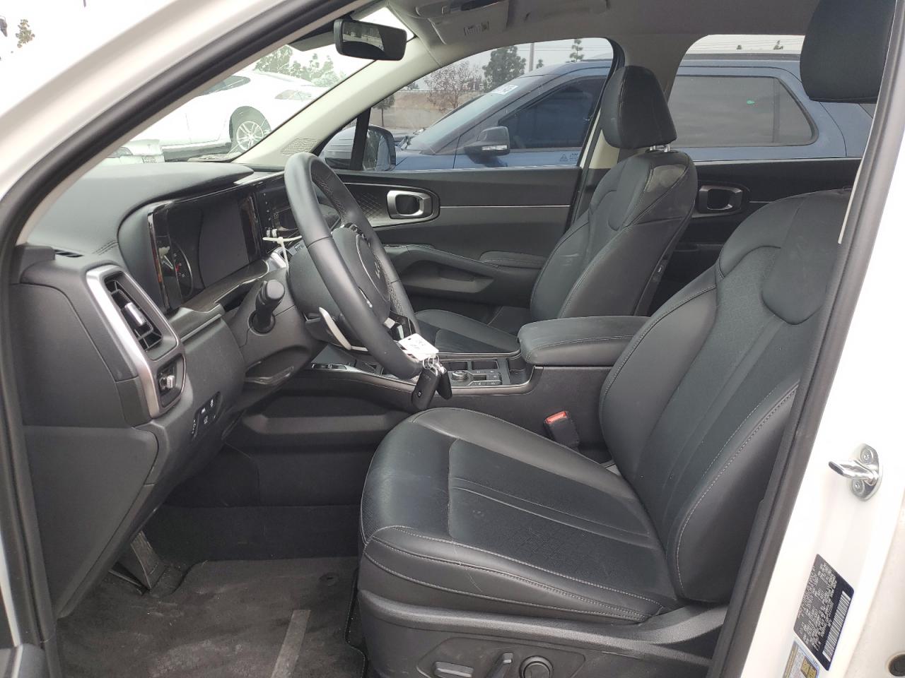 2023 Kia Sorento - Image 7