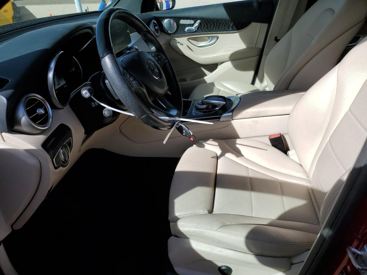 2018 Mercedes-Benz GLC - Image 7