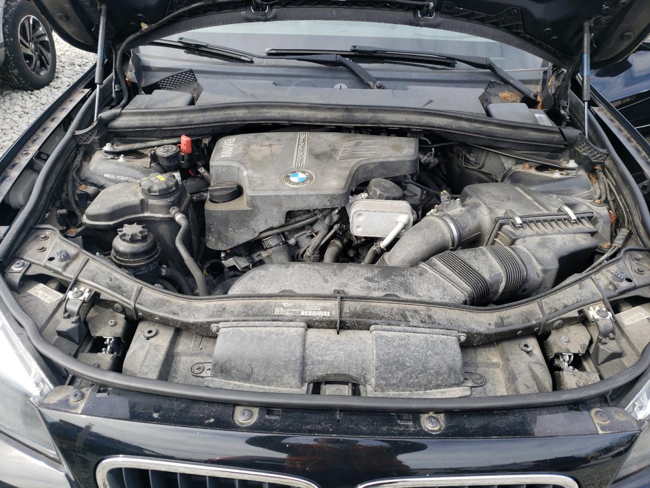 2015 BMW X1 - Image 12