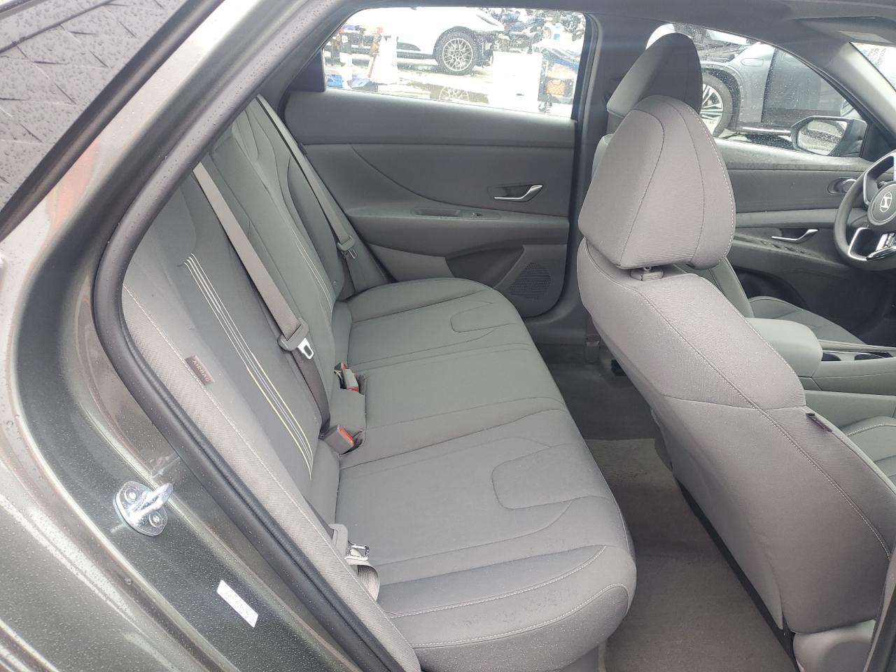 2024 Hyundai Elantra - Image 11