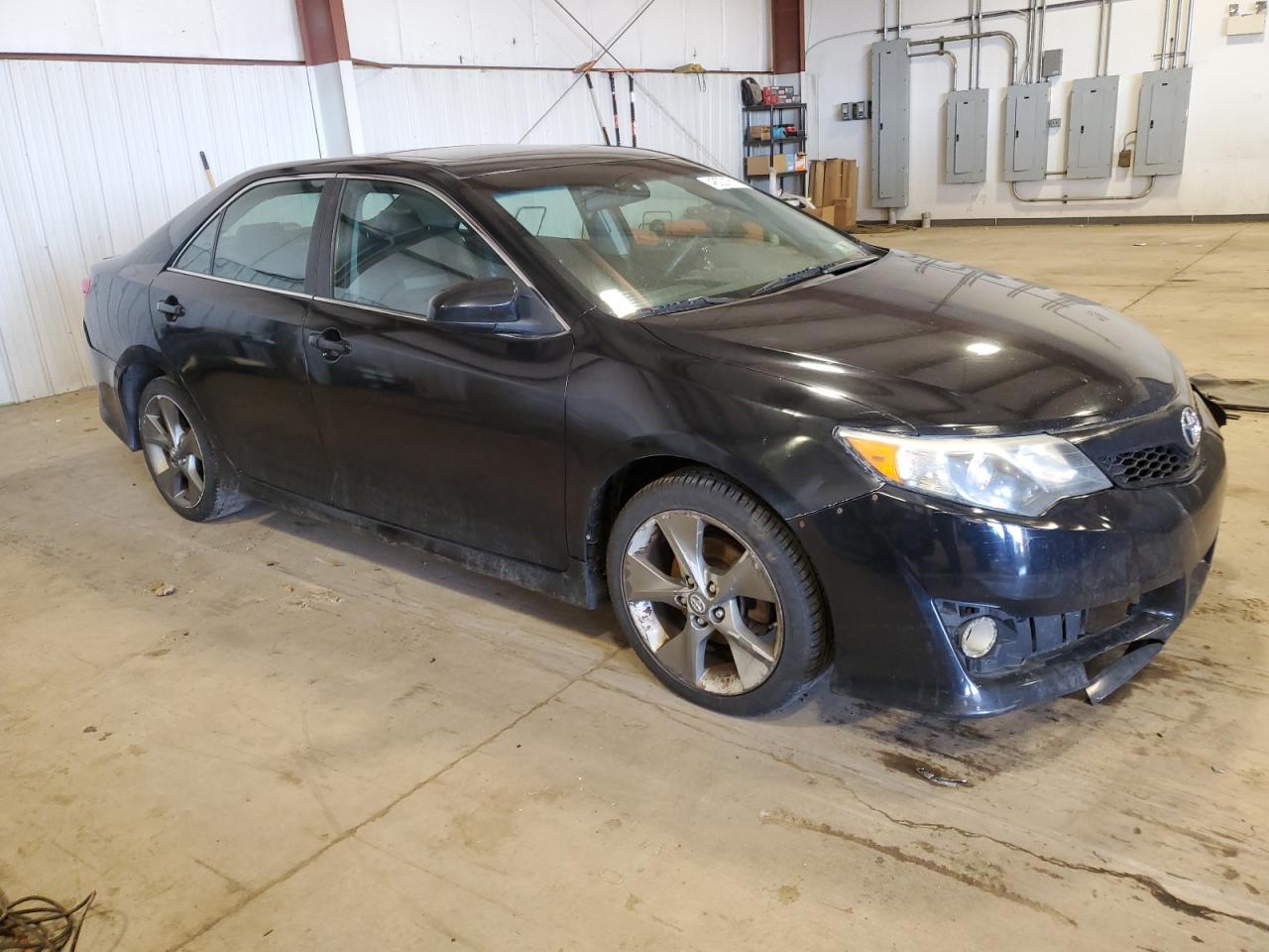 2014 Toyota Camry - Image 4