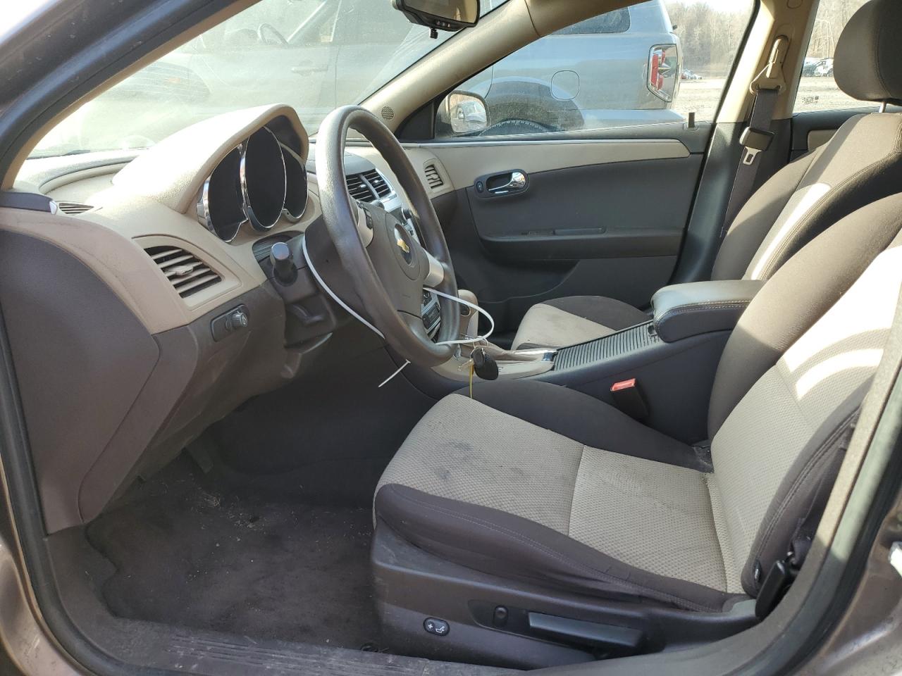 2011 Chevrolet Malibu - Image 7