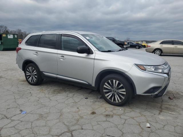  MITSUBISHI OUTLANDER 2019 Серебристый