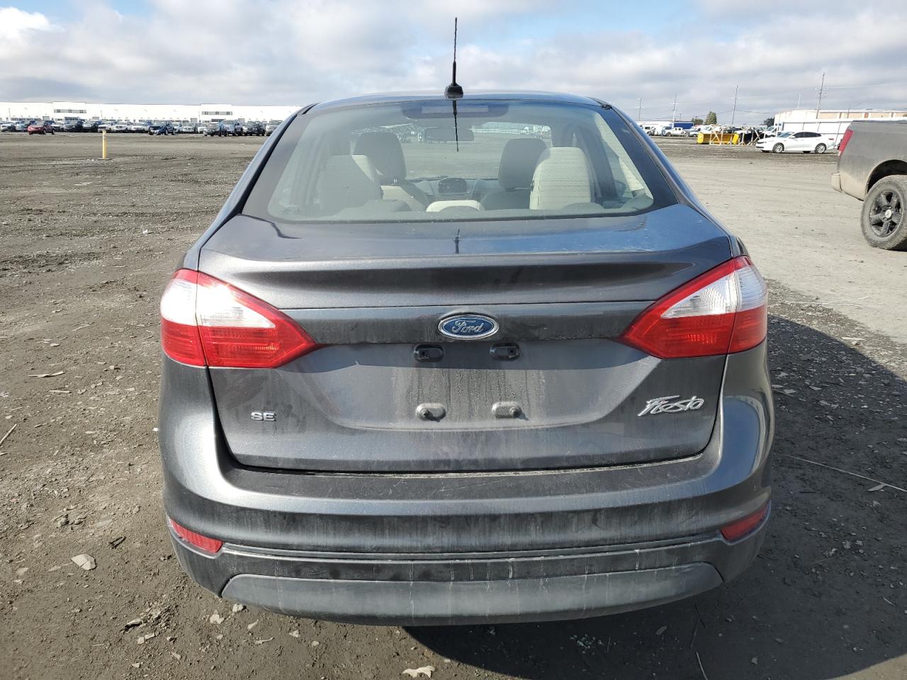 2015 Ford Fiesta - Image 6