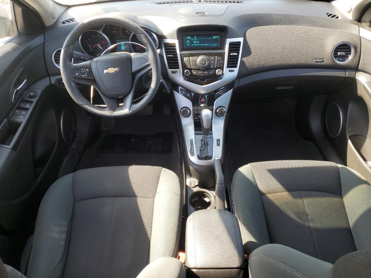 2011 Chevrolet Cruze - Image 8