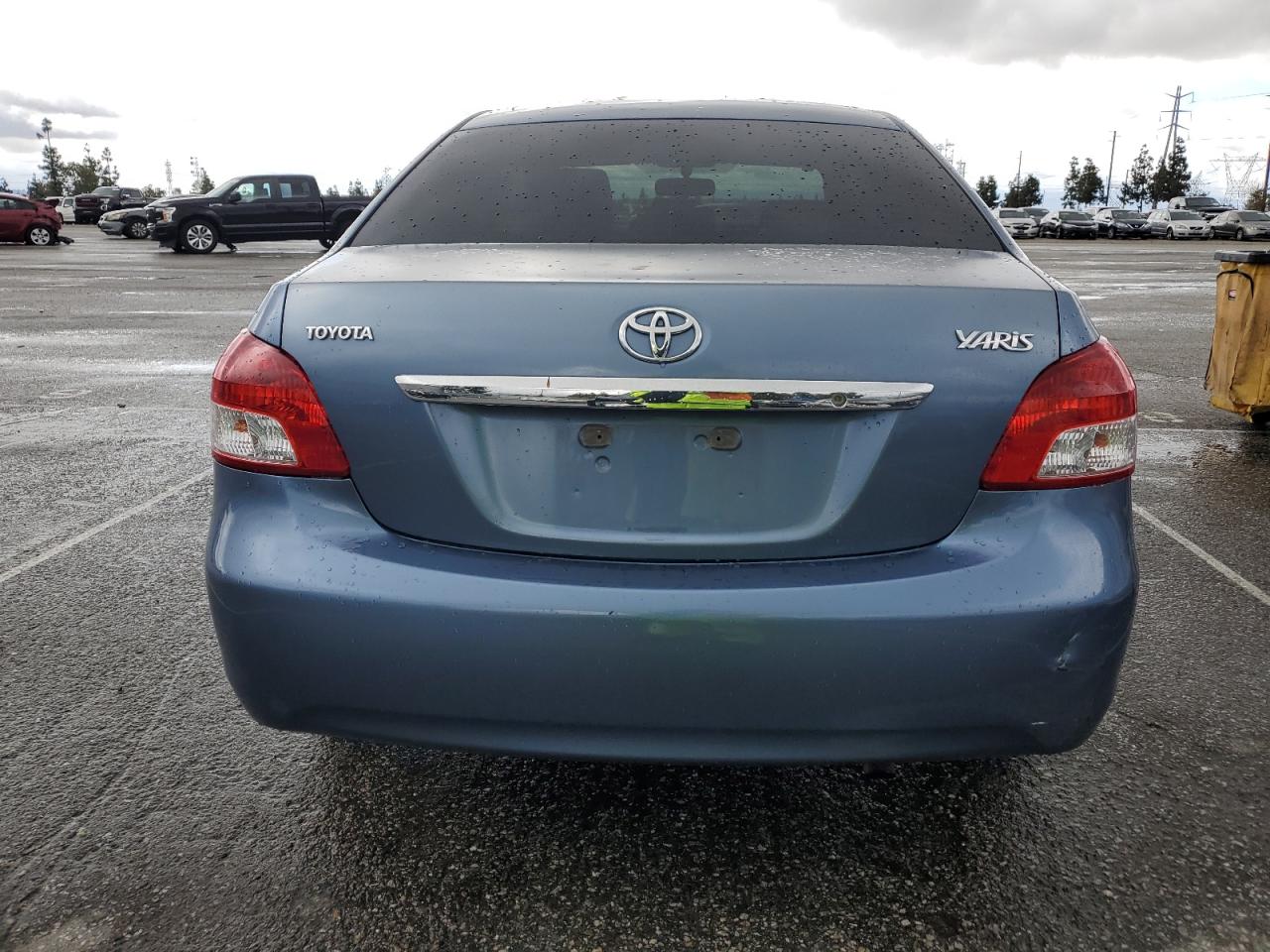 2010 Toyota Yaris - Image 6