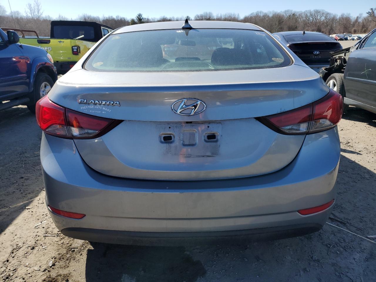 2015 Hyundai Elantra - Image 6