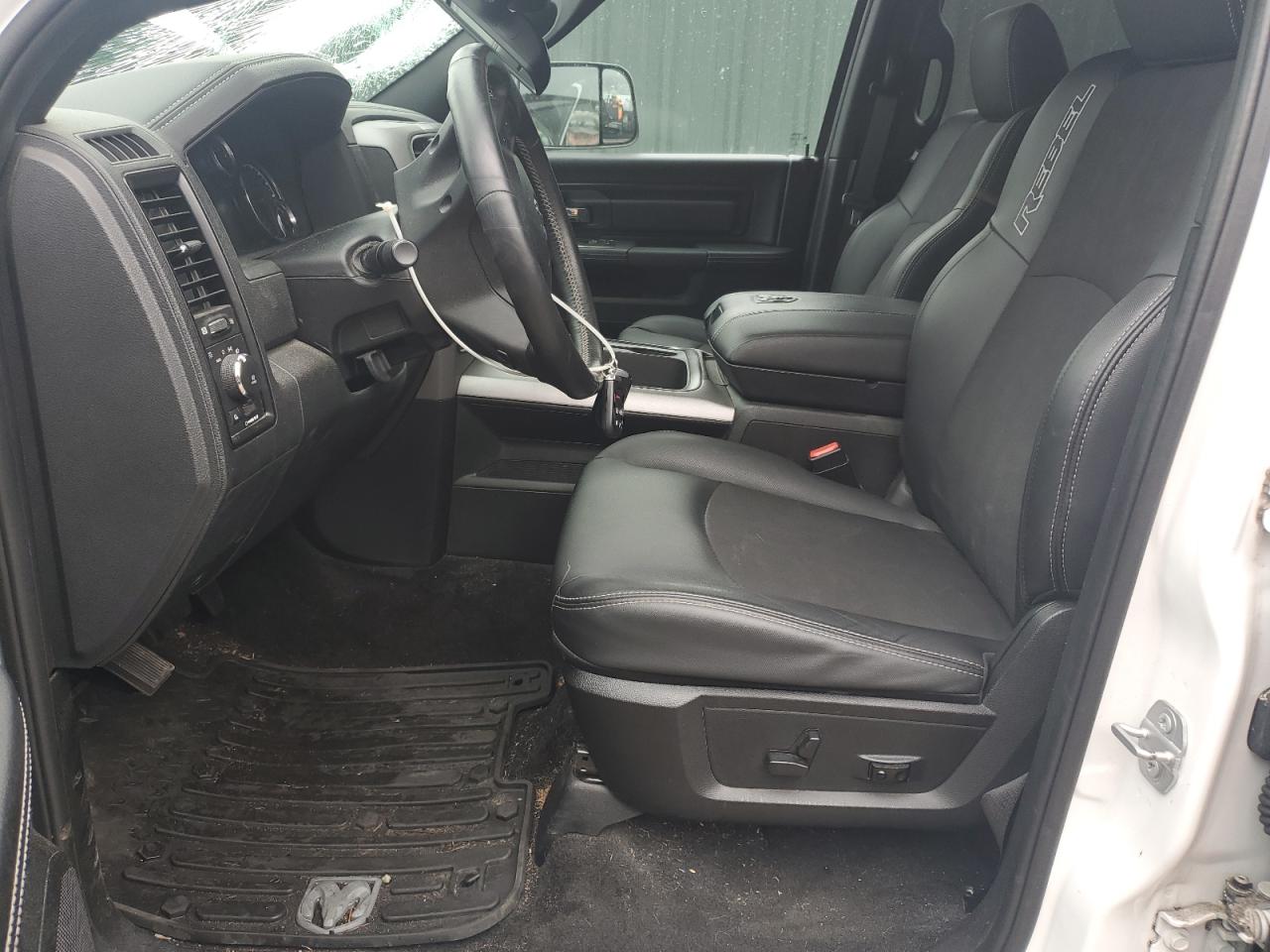 2017 RAM 1500 - Image 7