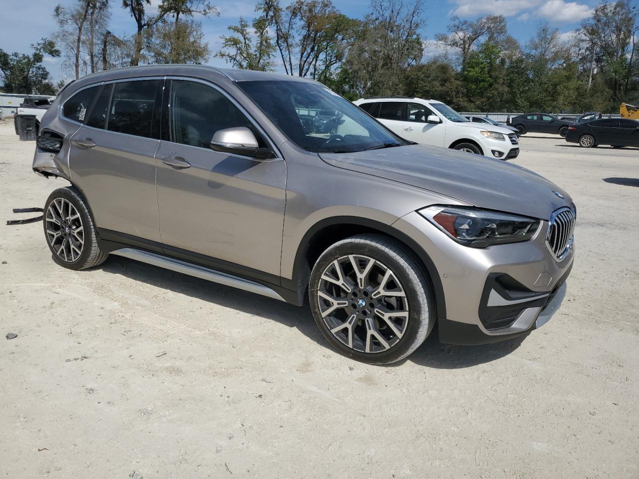 2021 BMW X1 - Image 4