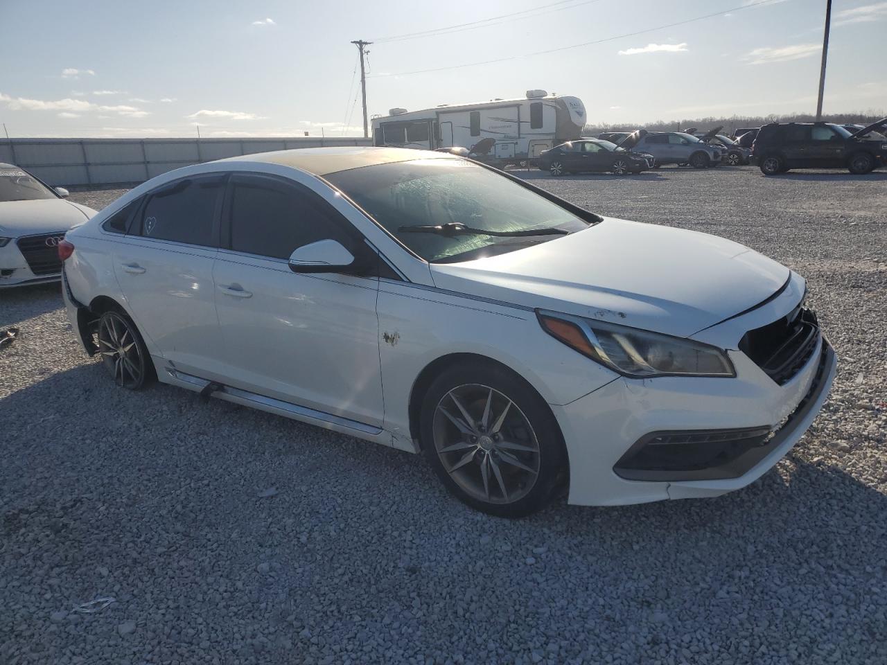 2017 Hyundai Sonata - Image 4