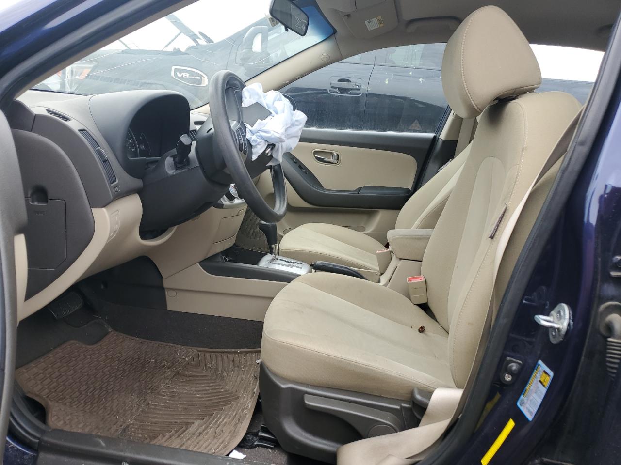 2010 Hyundai Elantra - Image 7