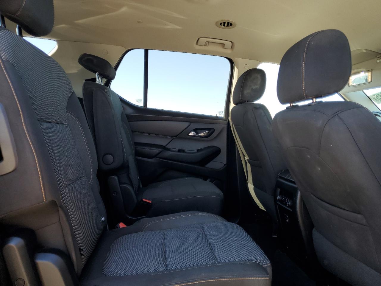 2018 Chevrolet Traverse - Image 10