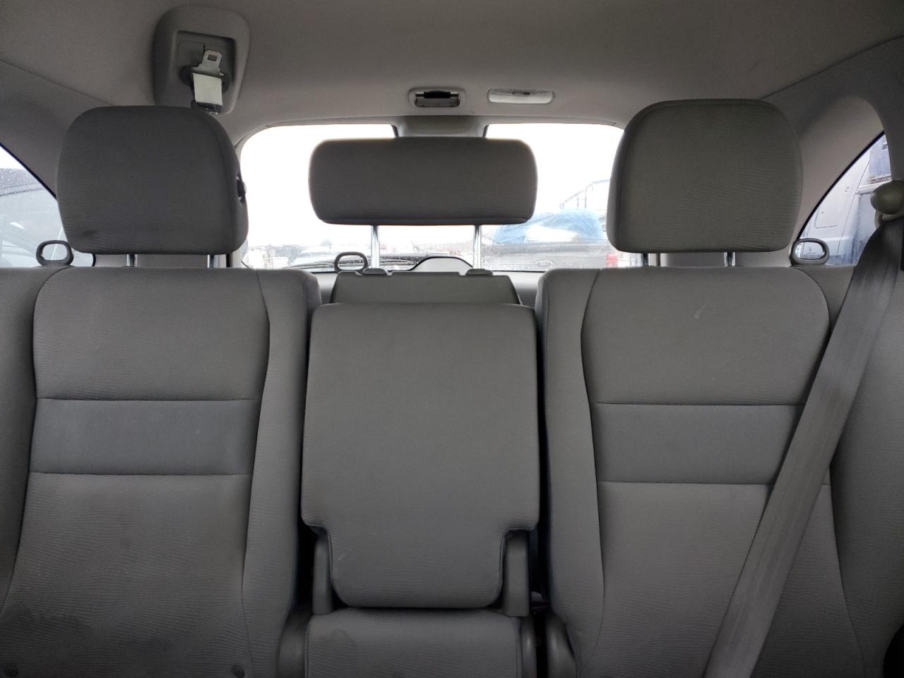 2010 Honda CR-V - Image 10