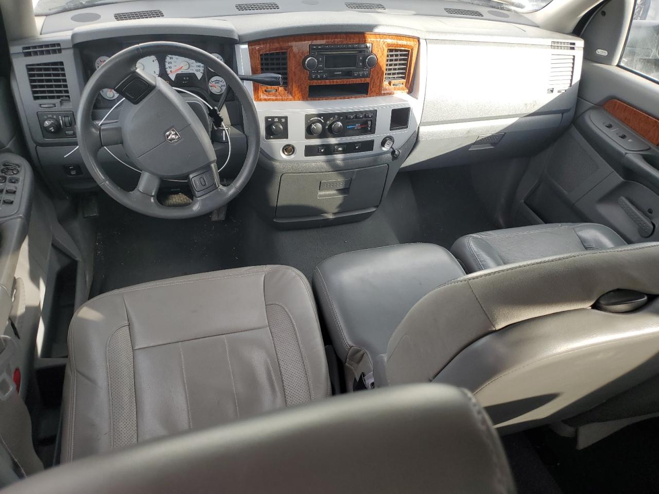 2007 Dodge RAM - Image 8