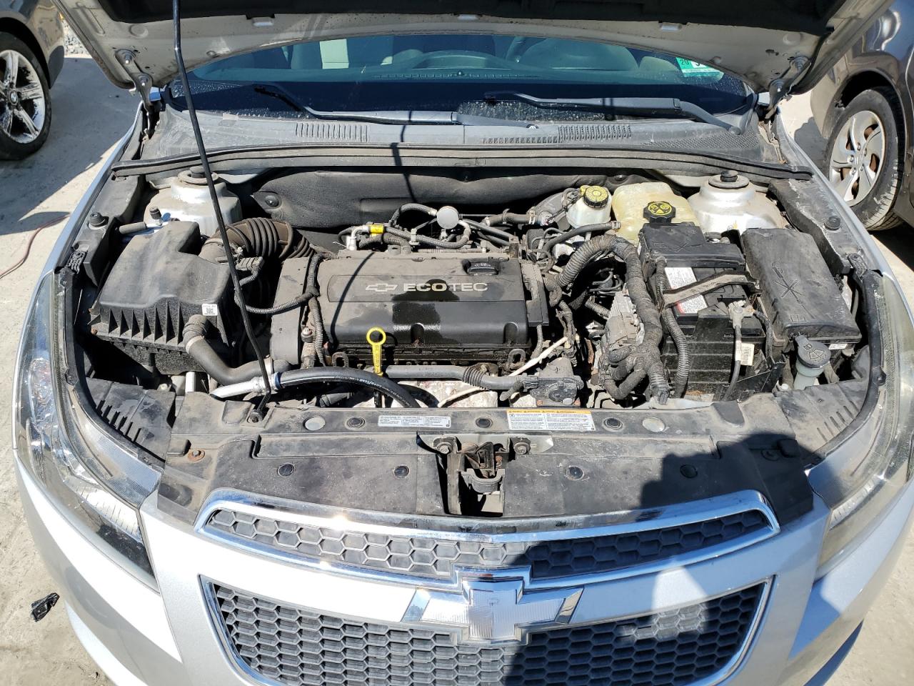 2014 Chevrolet Cruze - Image 11