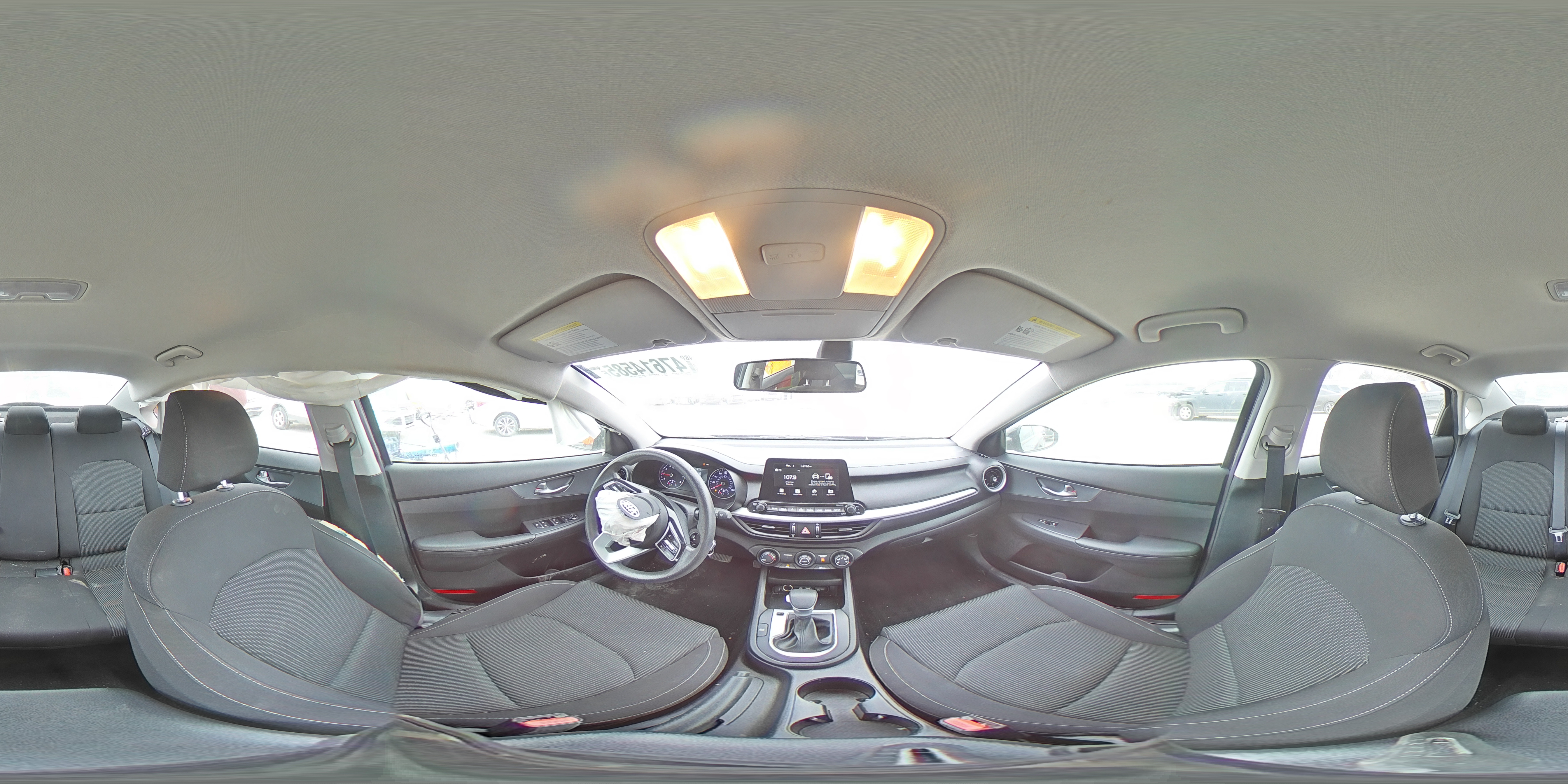 2021 Kia Forte - Image 13
