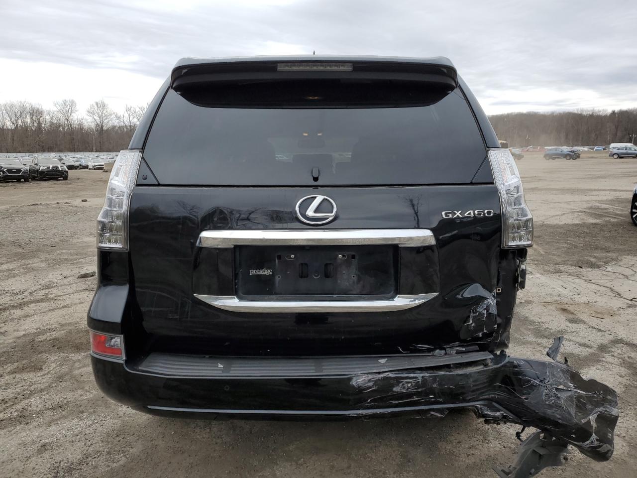 2016 Lexus GX - Image 6