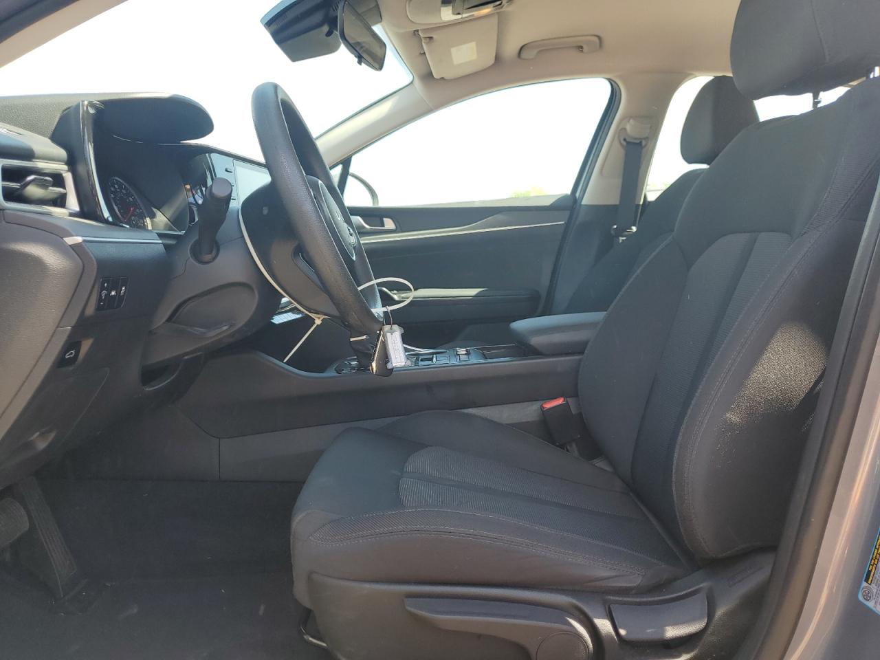 2023 Kia K5 - Image 7
