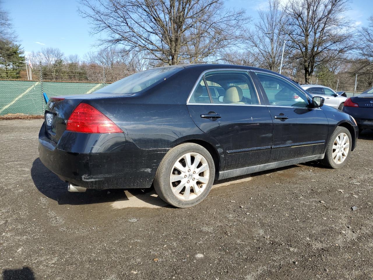 2007 Honda Accord - Image 3