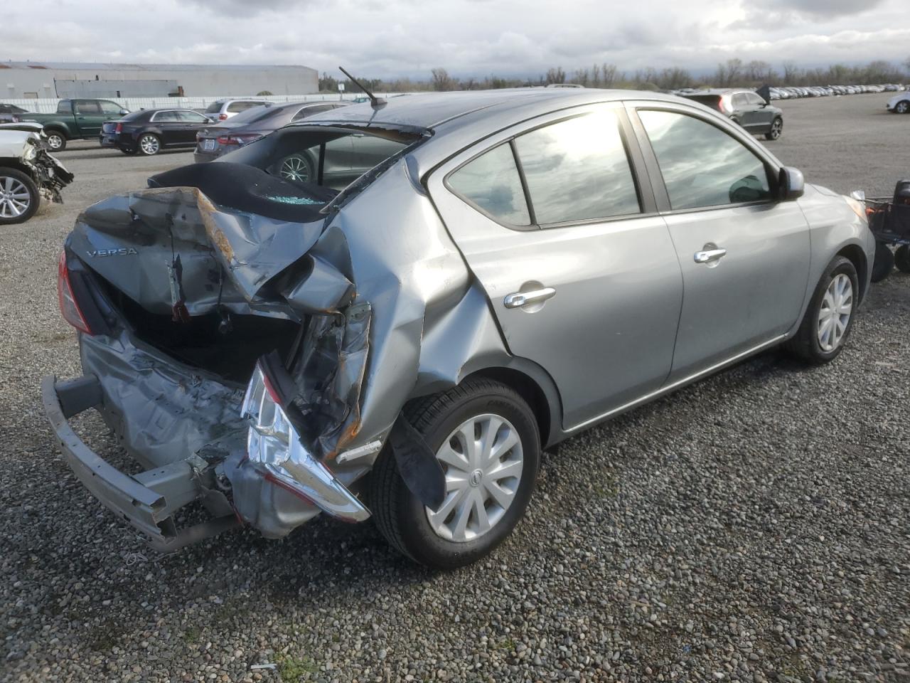2013 Nissan Versa - Image 3