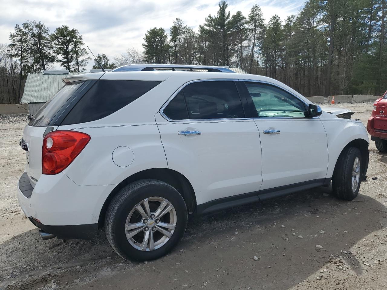 2011 Chevrolet Equinox - Image 3