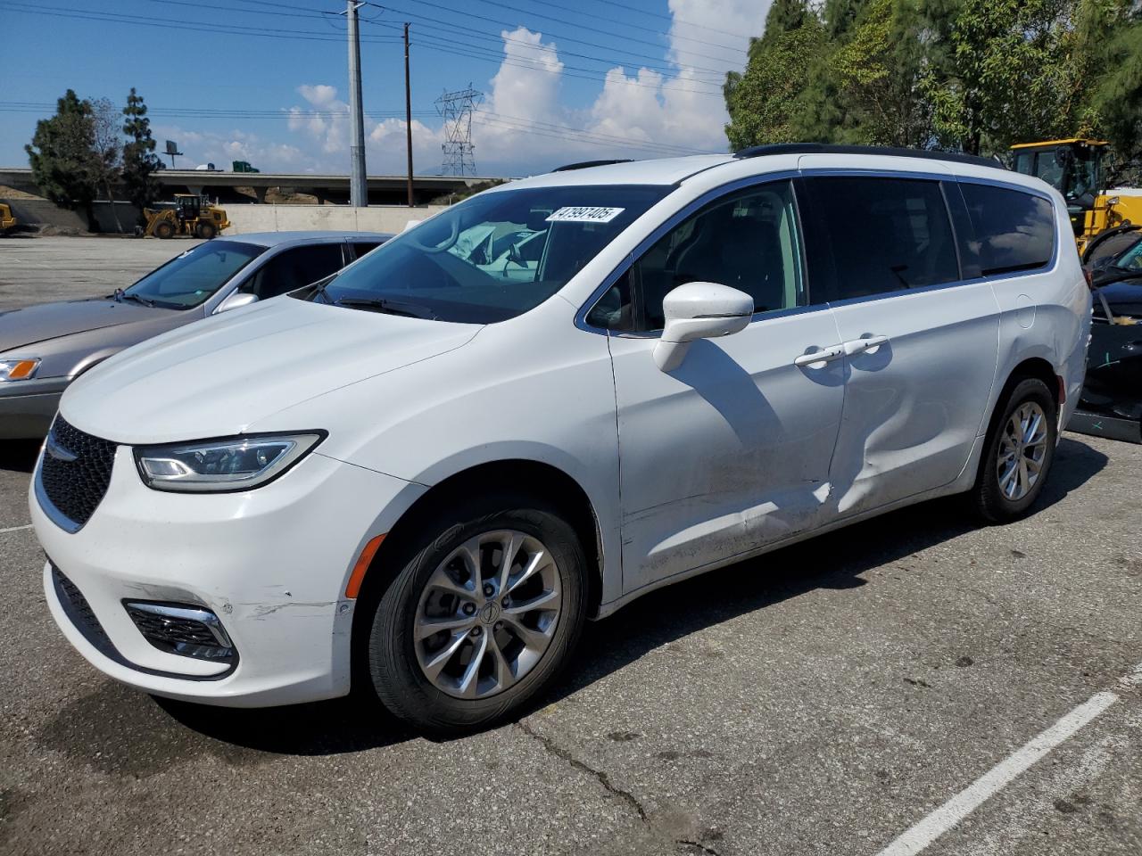 2022 Chrysler Pacifica Touring L na sprzedaż w Rancho Cucamonga, CA - All Over