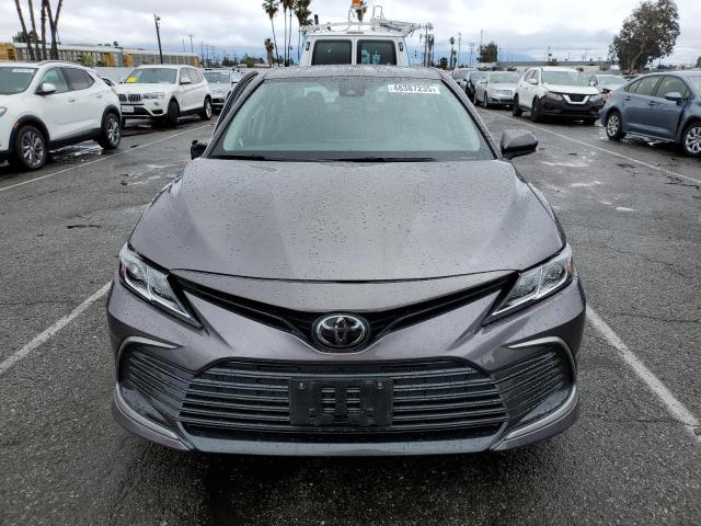  TOYOTA CAMRY 2023 Серый