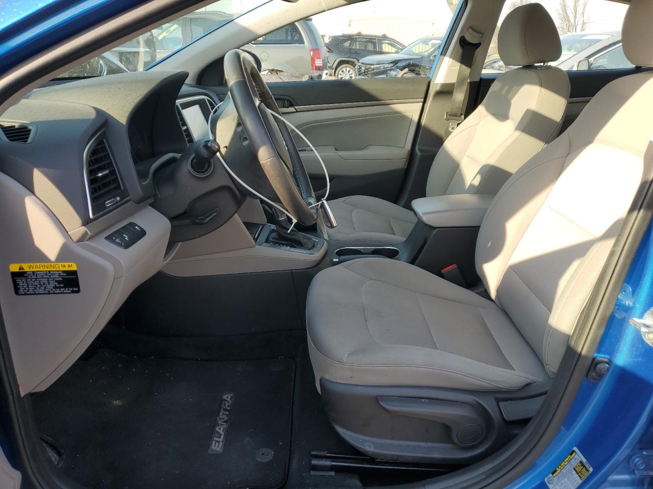 2018 Hyundai Elantra - Image 7