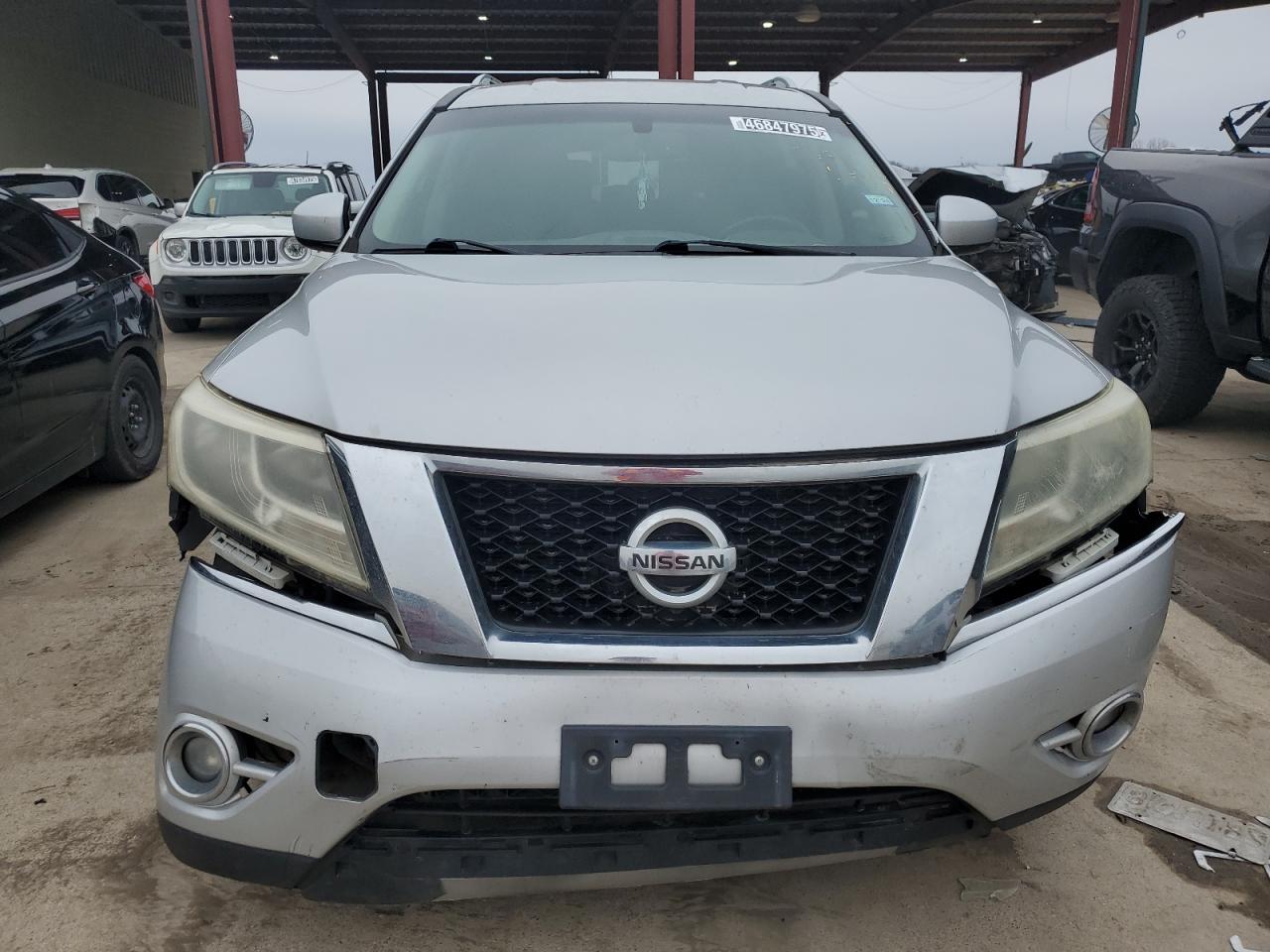 2015 Nissan Pathfinder - Image 5