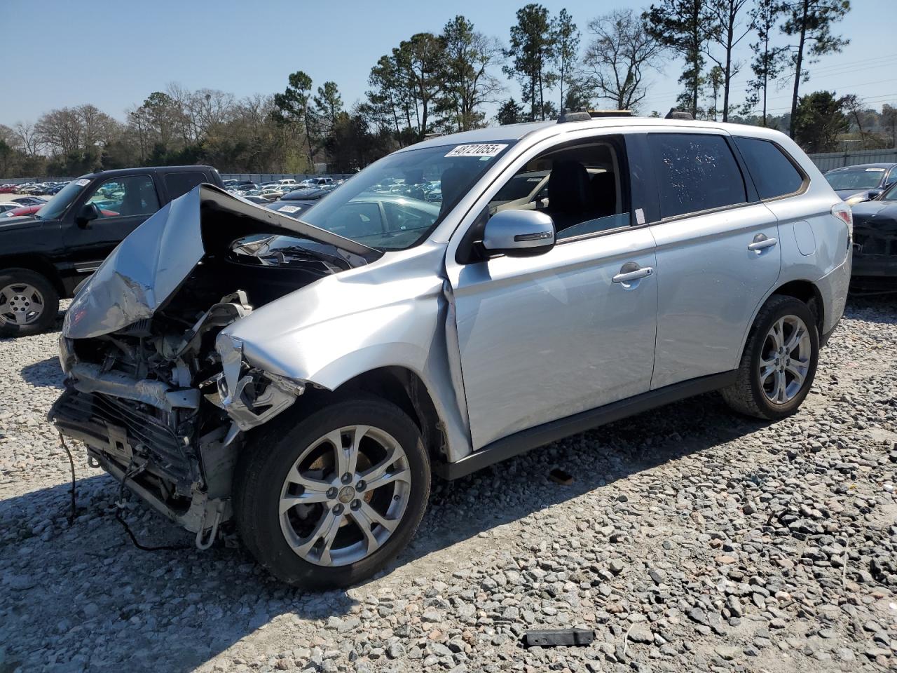 2014 Mitsubishi Outlander - Image 1