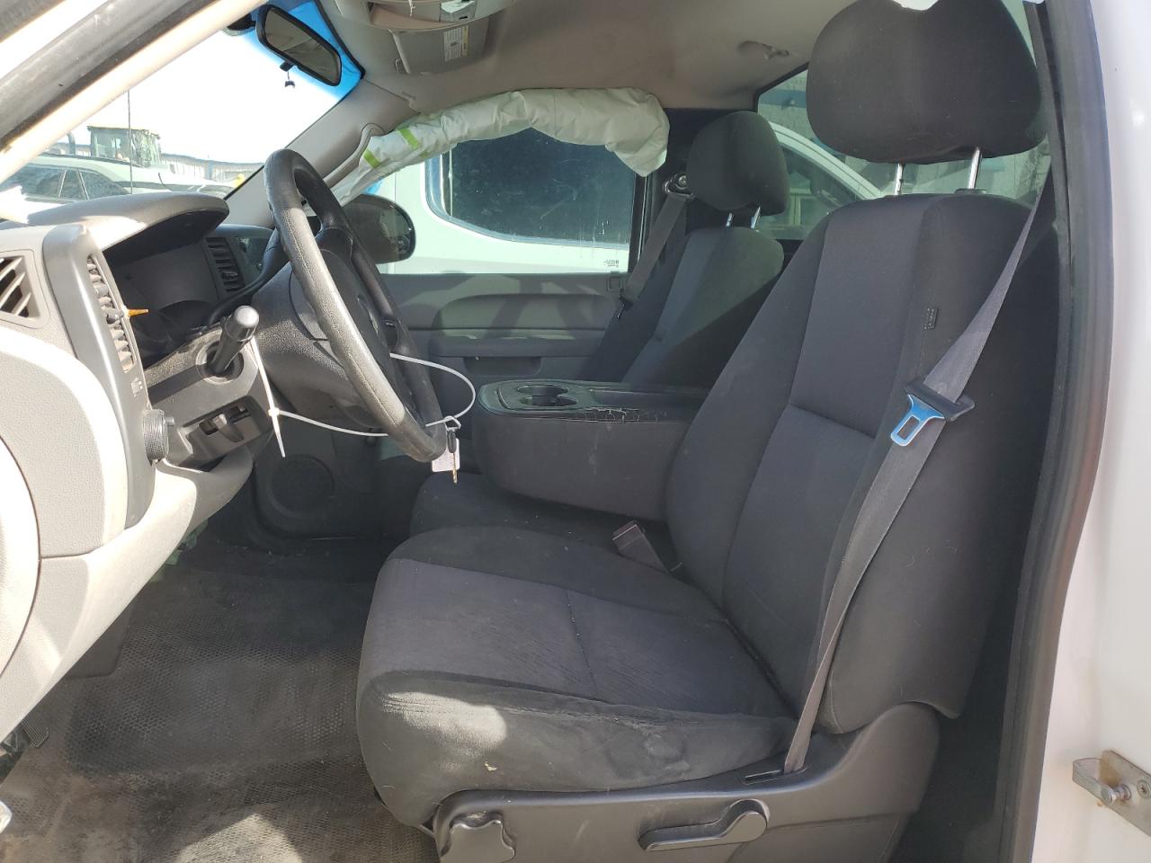 2012 Chevrolet Silverado - Image 7