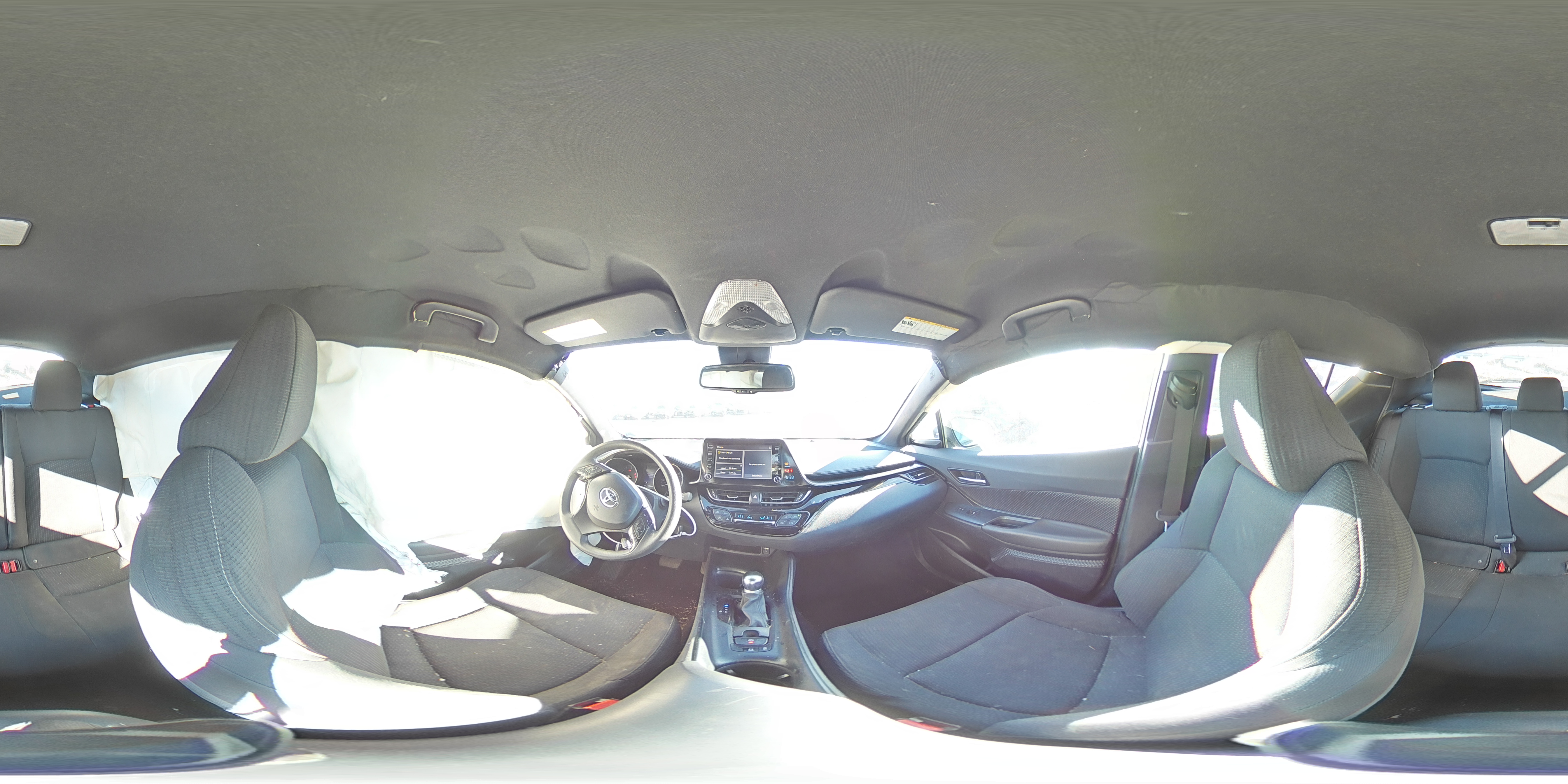 2019 Toyota C-HR - Image 13