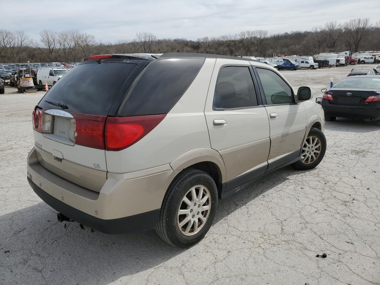 2005 Buick Rendezvous - Image 3