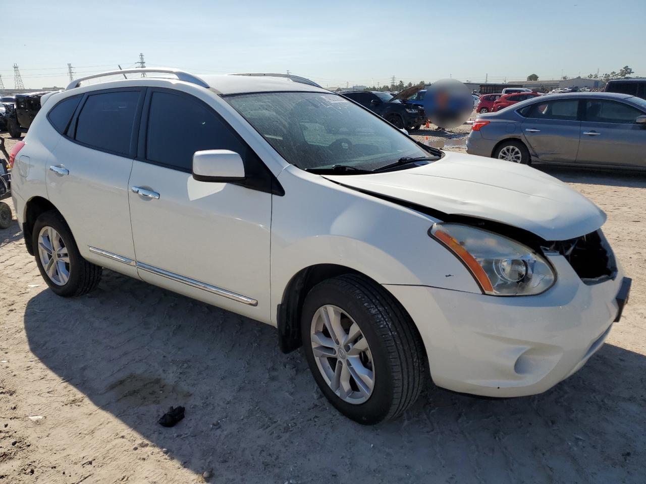 2013 Nissan Rogue - Image 4