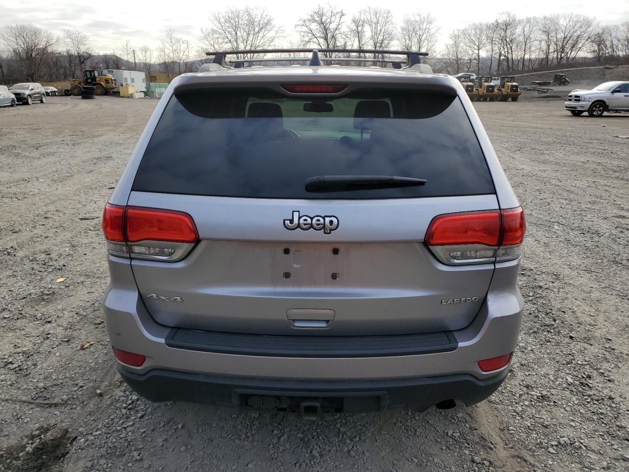 2014 Jeep Grand Cherokee - Image 6