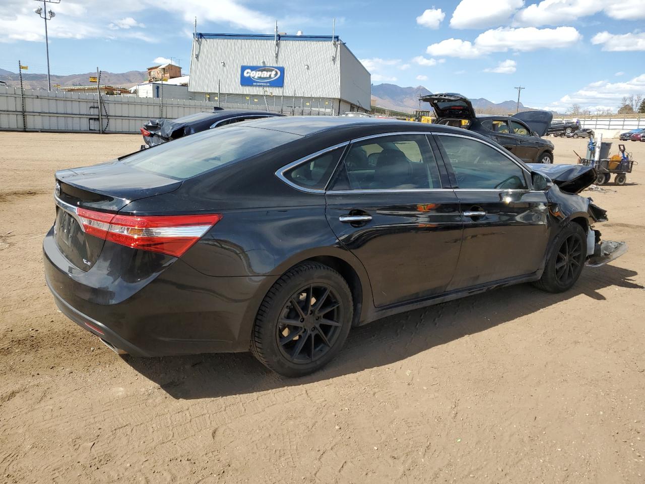 2013 Toyota Avalon - Image 3