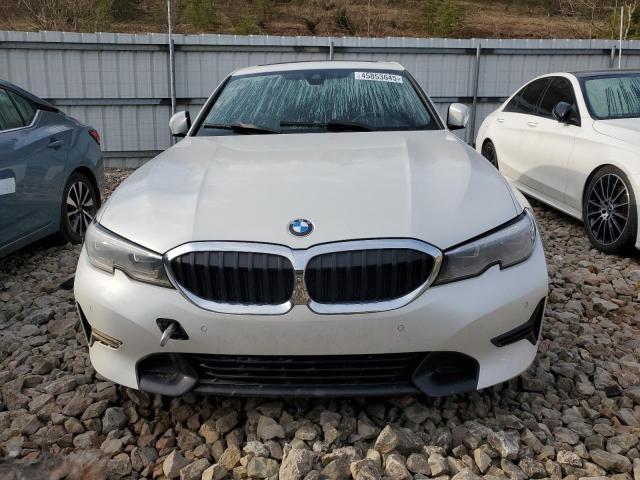 BMW 3 SERIES 2022 Белы