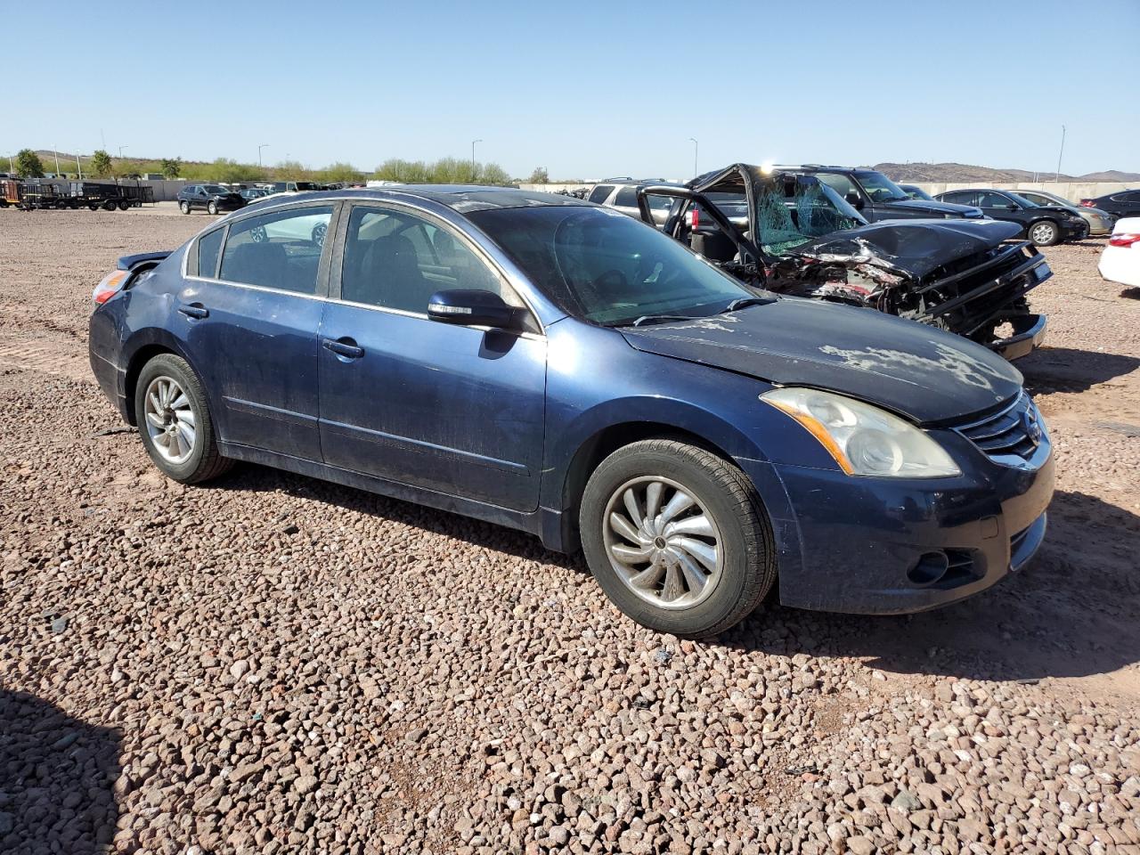 2010 Nissan Altima - Image 4
