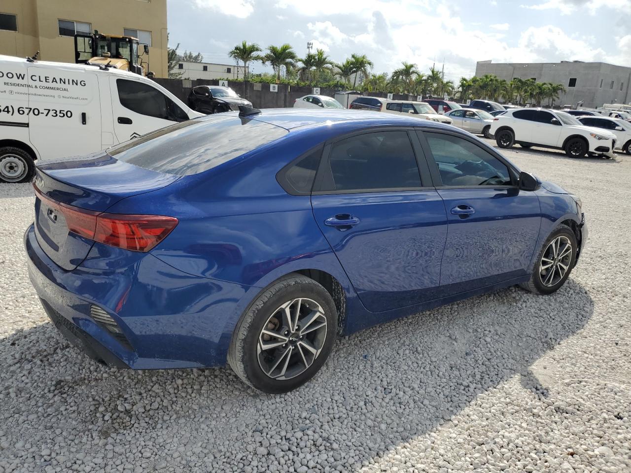 2022 Kia Forte - Image 3