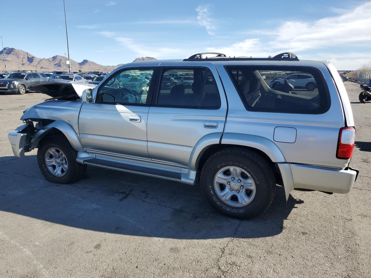 2001 Toyota 4Runner - Image 2