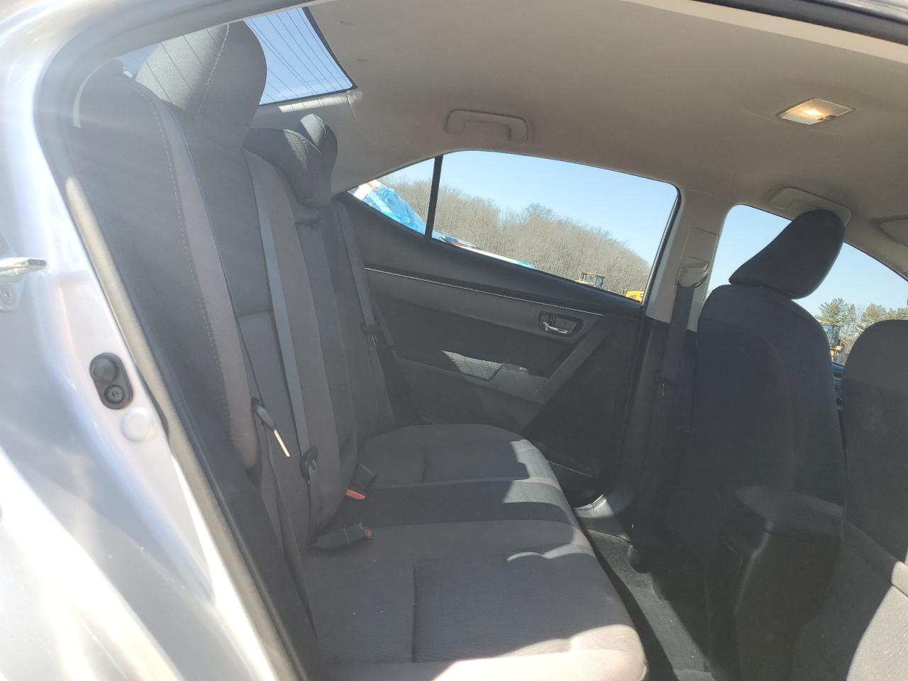2017 Toyota Corolla L VIN: 5YFBURHE7HP572119 Lot: 48657775