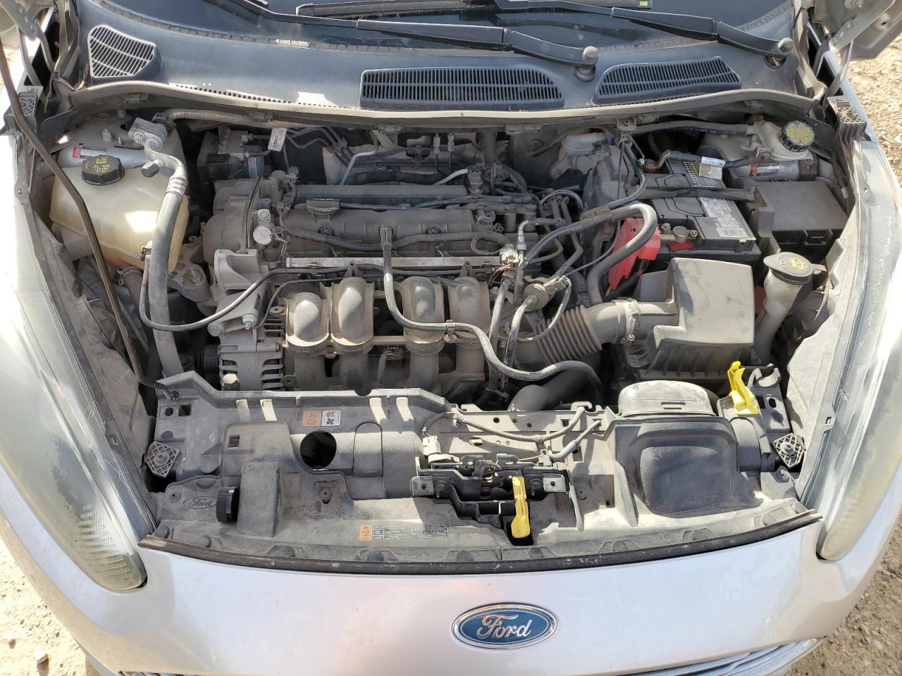 2015 Ford Fiesta - Image 11