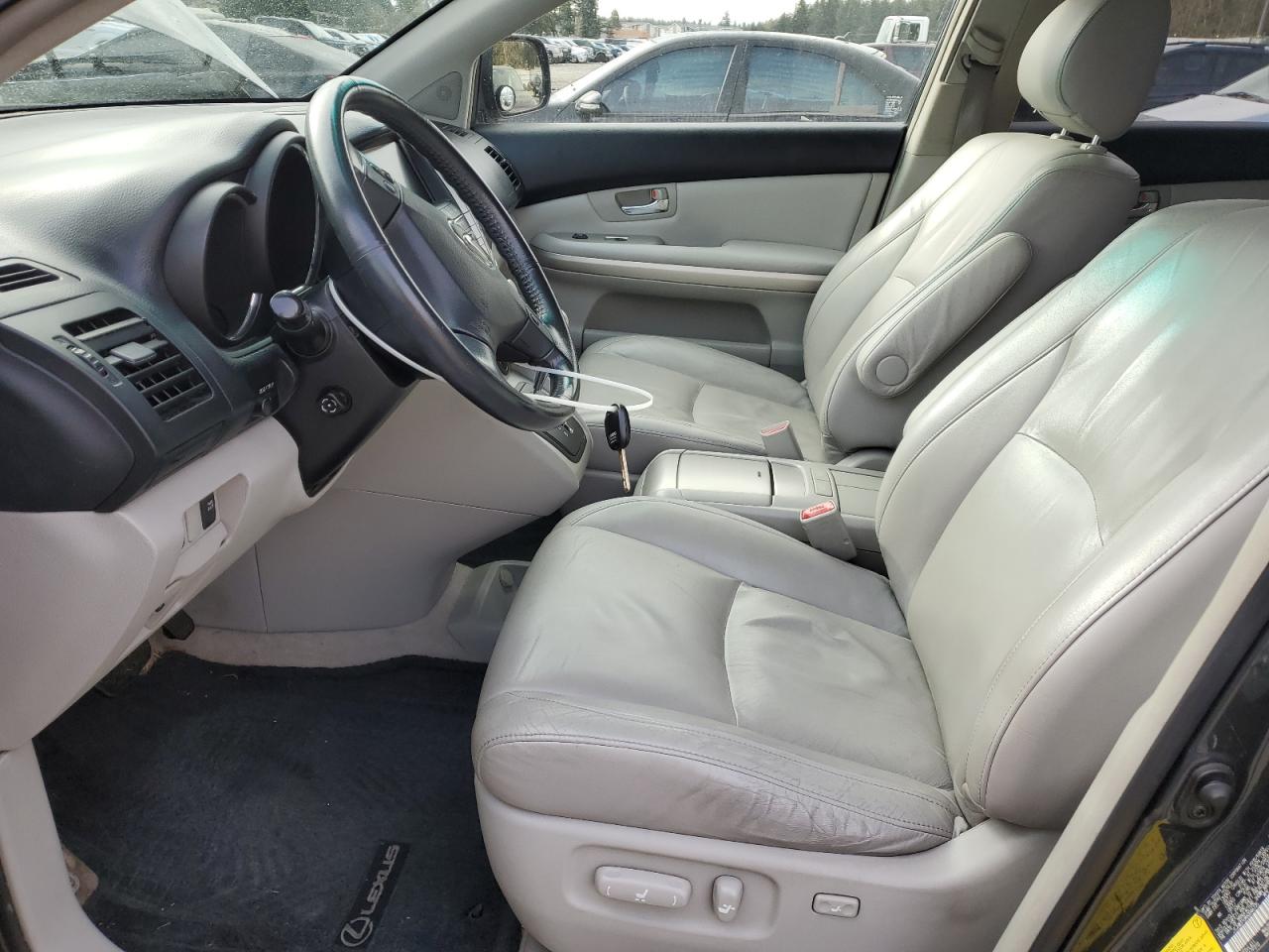 2006 Lexus RX - Image 7