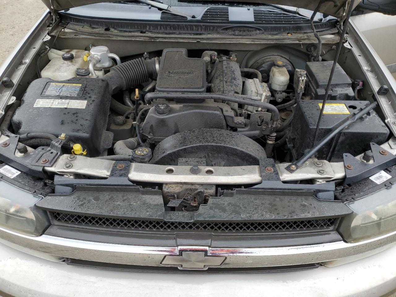 2003 Chevrolet TrailBlazer - Image 11