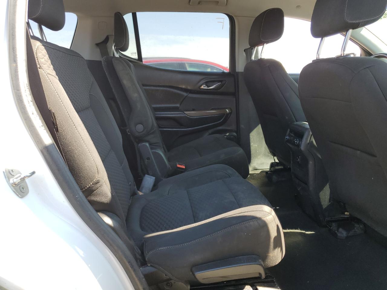 2018 GMC Acadia - Image 11